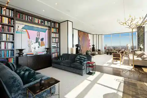Stunning Penthouse at One Beacon Court