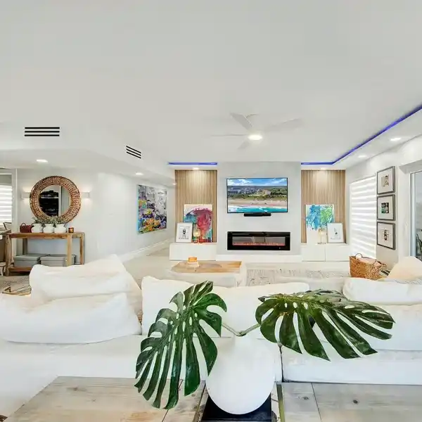OCEANFRONT LUXURY IN SAN REMO