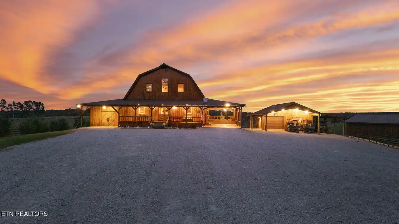 Remarkable 209-acre Equestrian Paradise