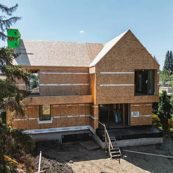 LUXURY LIVING WITH SOUTH-FACING BACKYARD VIEWS