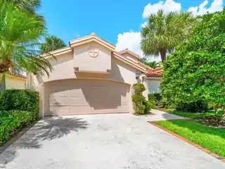 Thoughtfully Designed Home in Hidden Cove at Jonathan's Landing