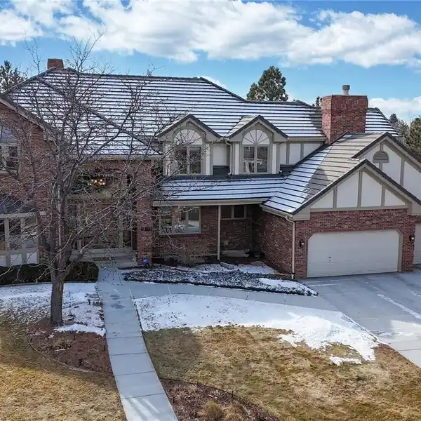 EXQUISITE PROPERTY IN SOUGHT-AFTER CHARLOU