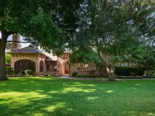 North Facing Home with Private Wine Bar