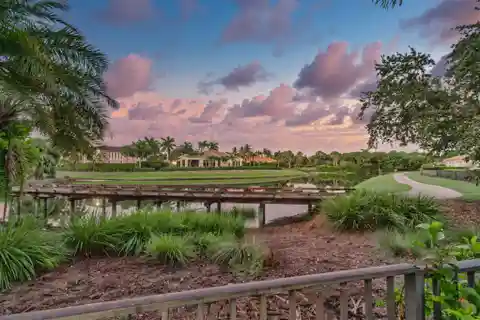 Serene Garden Home in Frenchman's Reserve