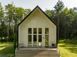 Perry Pond House