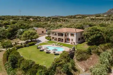 Beautiful Villa with Annex and Pool