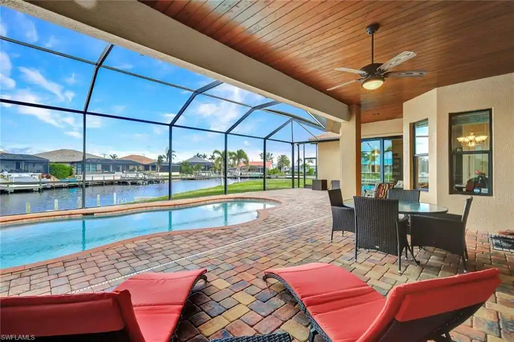 Stunning Pool Home Blending Luxury and Functionality