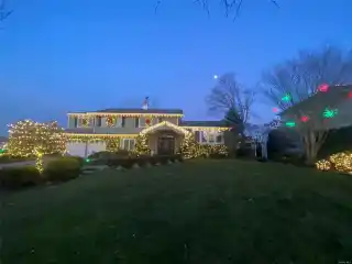 Breathtaking Six Bedroom Bayfront Home