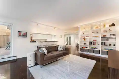 Fully Renovated Split Two Bedroom on the Upper East Side