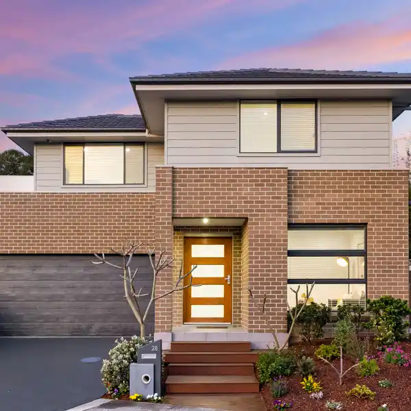 INVITING HOME ON A PEACEFUL CUL-DE-SAC