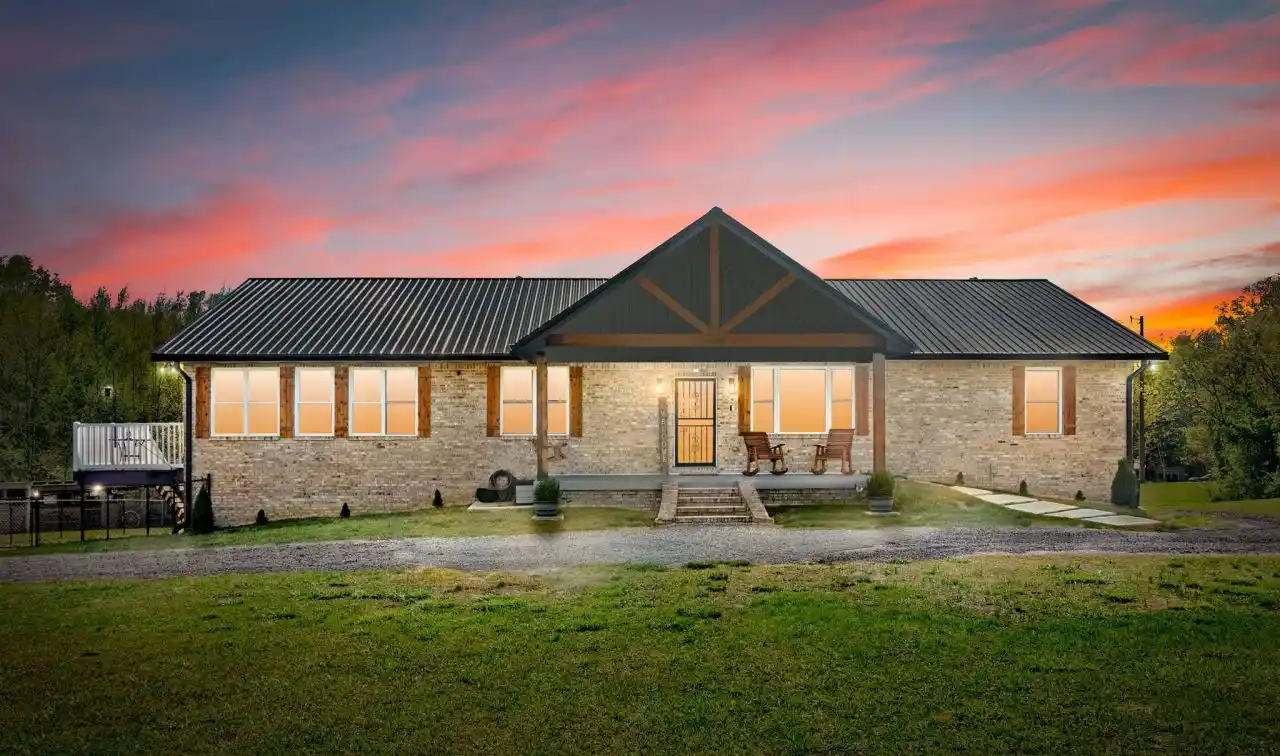 Breathtaking 9-acre Homestead