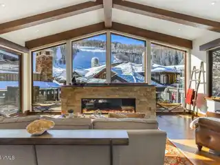 Luxury Alpine Penthouse with Panoramic Mountain Views