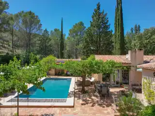 Peaceful Luxury Property at the Foot of Sainte Victoire Mountain