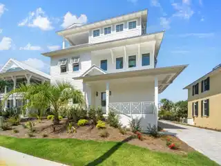 Coastal Sophistication in Exclusive Caribe