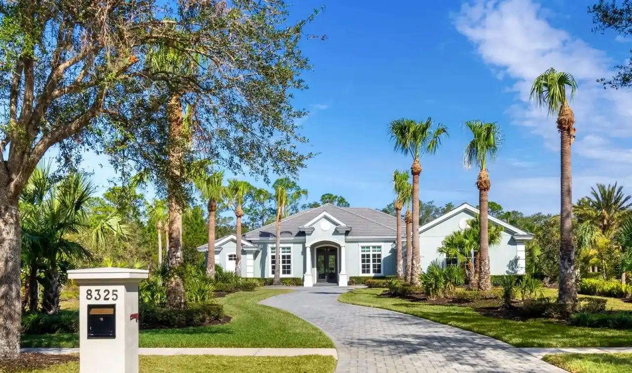 A Masterpiece of Luxury and Modern Design