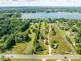 Rare Three-Plus-Acre Property on Silver Lake