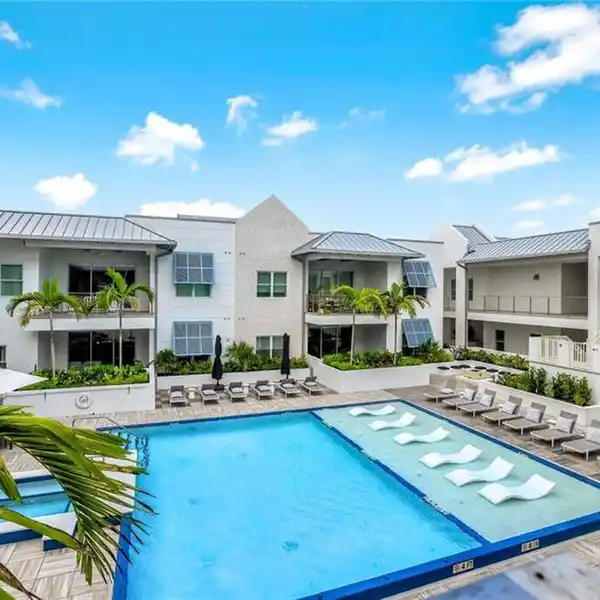 NEWLY FINISHED LUXURY CONDO