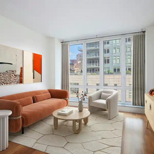 STUNNING ONE BEDROOM HOME AT THE VENETO