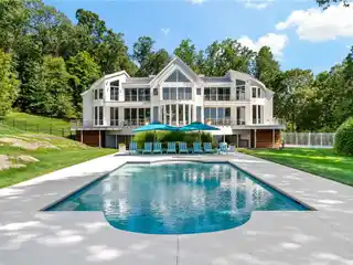 Domain Serene