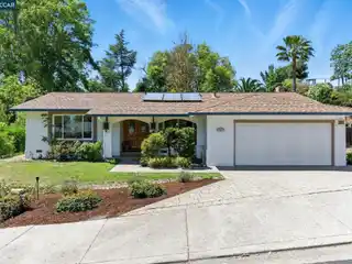 Single-story Garden Wonderland
