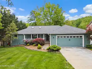 Newly Renovated Lakefront Home