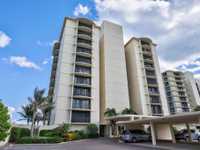 BRIGHT AND LUXURIOUS OCEANFRONT CORNER CONDO