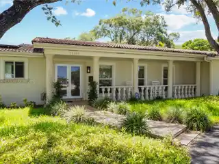 Tropical Paradise Pool Home