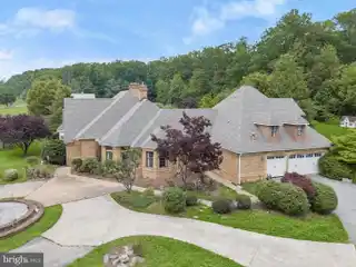 Turnkey World-class Equestrian Property