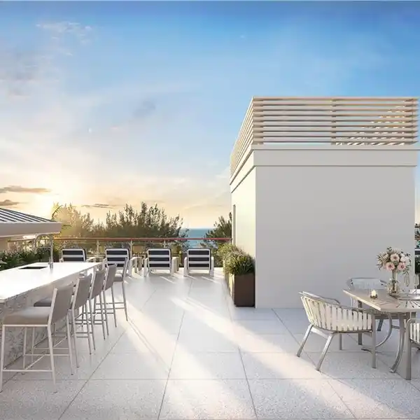 EXCLUSIVE RESIDENCE IN PARK PLACE ON GULF SHORE