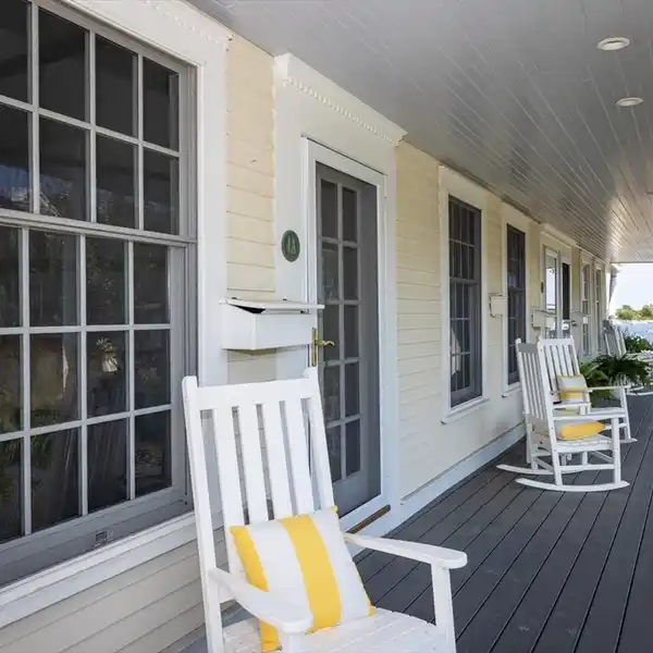 SUNNY END UNIT TOWNHOME OVERLOOKING COHASSET HARBOR.