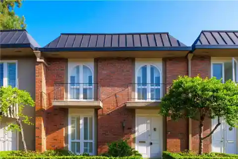 Timeless Home in Cravens Court on Millionaire's Row