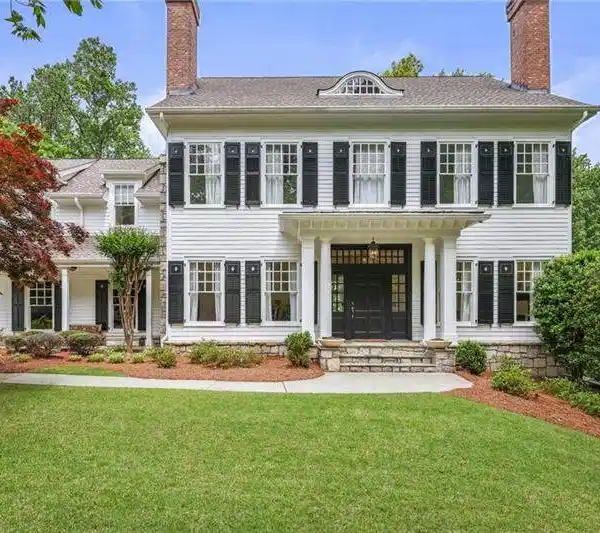 TIMELESS NORTH BUCKHEAD HOME WITH DESIGNER TOUCHES