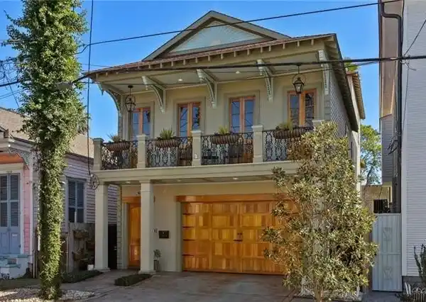 THOUGHTFULLY DESIGNED SINGLE-FAMILY HOME