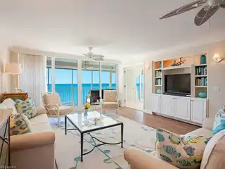 Gulf-front Luxury Condo with Breathtaking Views