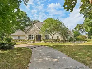 Beautiful Home in Gated Neighborhood