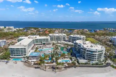 Elegant and Gracious Two Bedroom Residence