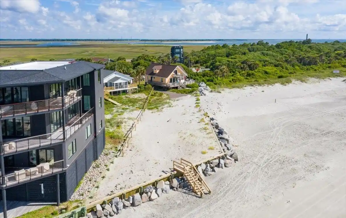 Ocean Front Lot Adjacent to the Lighthouse Inlet Preserve
