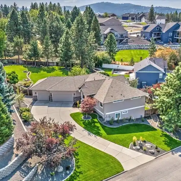 ELEGANT CUSTOM-BUILT GEORGE PARIS HOME WITH SHOWSTOPPER FEATURES