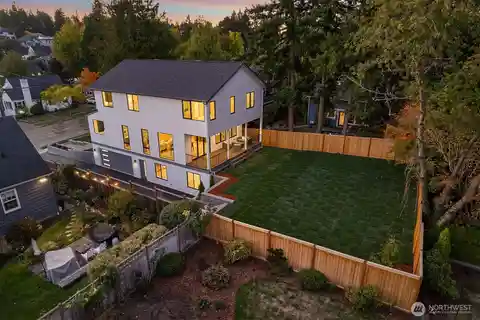 Gorgeous Contemporary with Luxe Finishes & Versatile Layout