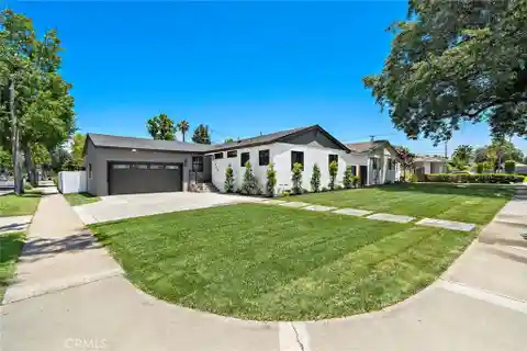 Gorgeous Fully Remodeled Home