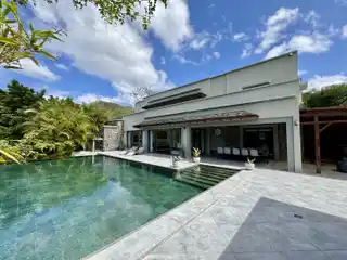 Elegant Villa Sanctuary Near Mauritius National Park