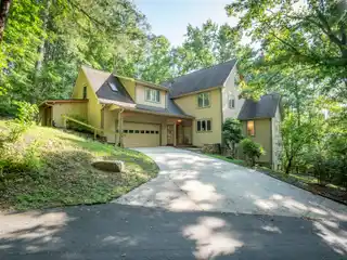 Spacious Mountain Retreat