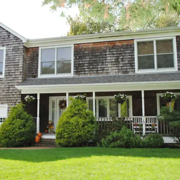 IMMACULATE COLONIAL HOME