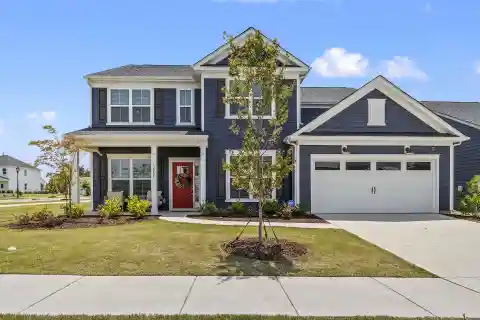 Move-In Ready Home in Beautiful Parkside Crossing