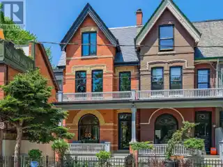 Expertly Restored End-Row Victorian