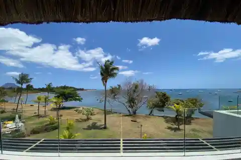 Luxury Waterfront Penthouse with Private Veranda Pool