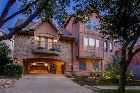Urban Elegance with Private Courtyard Serenity