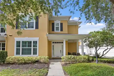 Renovated End Unit Townhome on Harbour Island