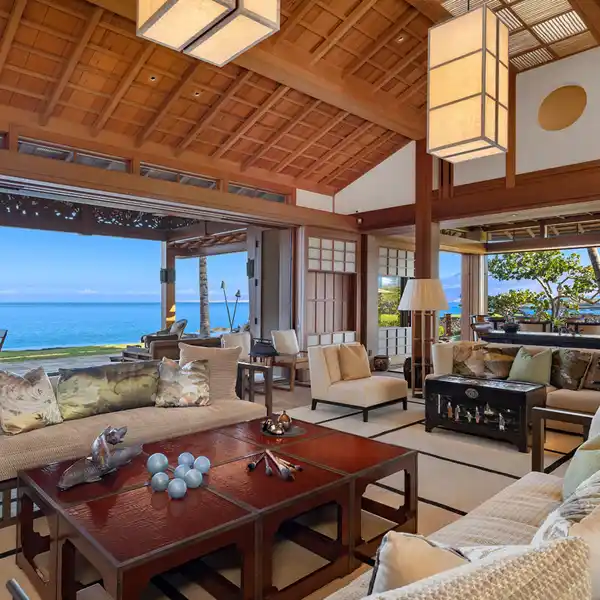 OCEANFRONT FUSION OF ASIAN-INSPIRED DESIGN AND HAWAIIAN ELEGANCE