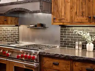 Yellowstone-Inspired Retreat in the Heart of Caldera Springs